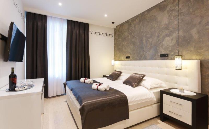Well Of Life Luxury Rooms Split Extérieur photo