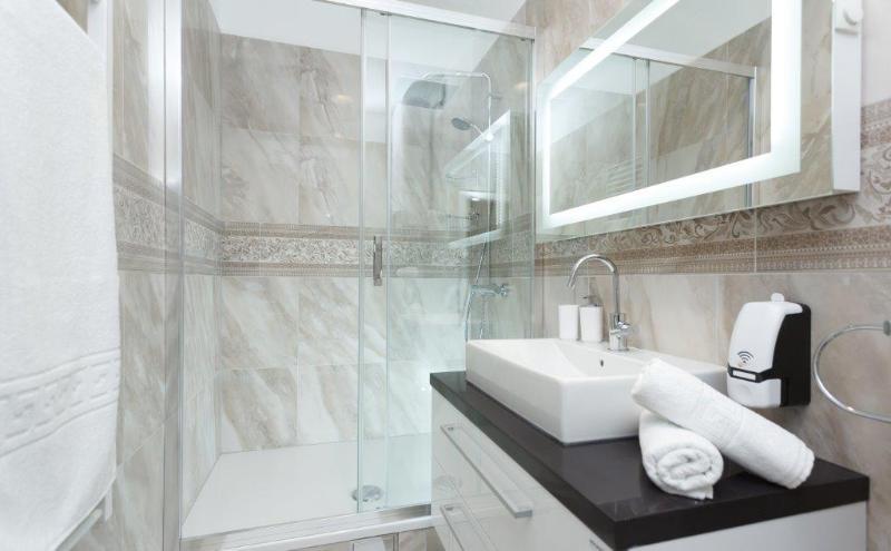 Well Of Life Luxury Rooms Split Extérieur photo