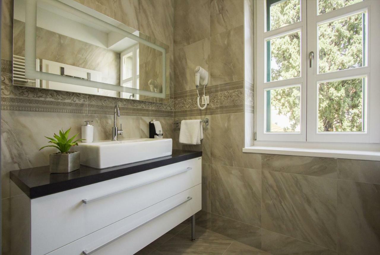 Well Of Life Luxury Rooms Split Extérieur photo