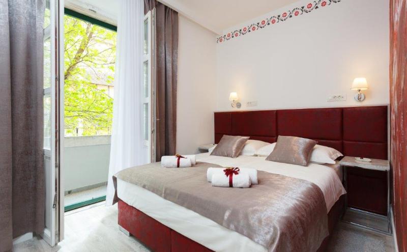 Well Of Life Luxury Rooms Split Extérieur photo